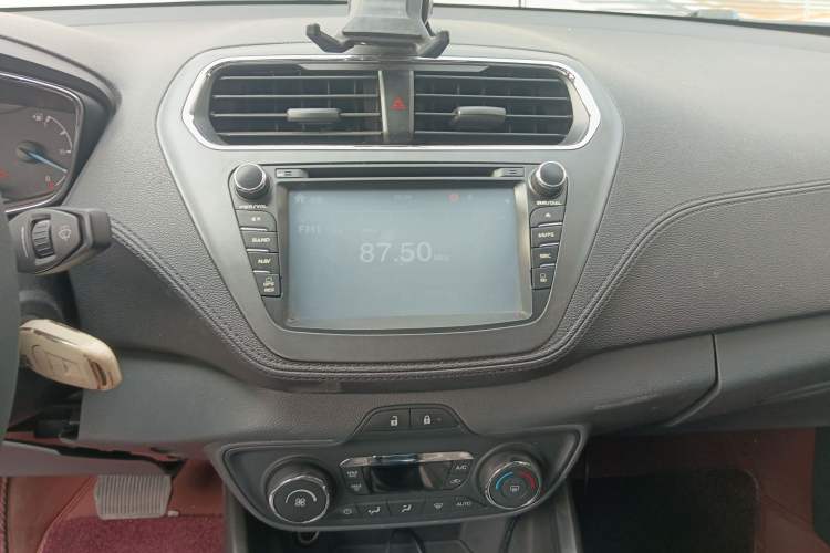 Used Ford Escort 2015 1.5L Automatic Fashion Model