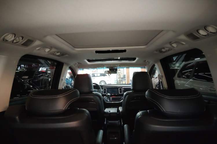 Used Honda Elysion 2019 2.0L Hybrid Comfort Edition
