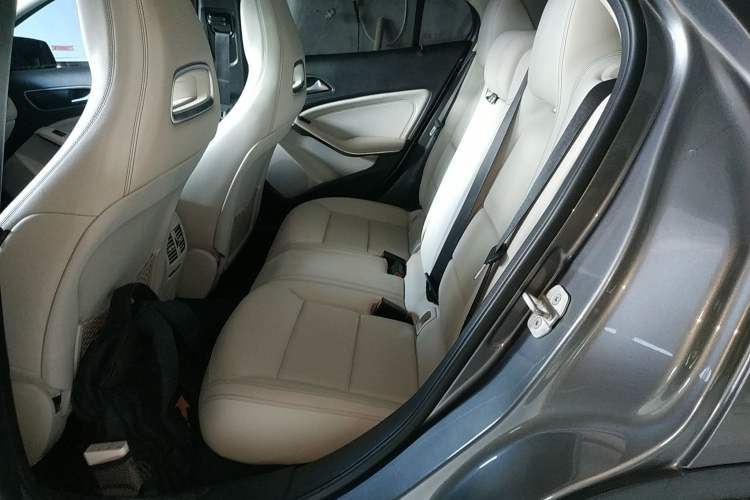 Used Mercedes-Benz GLA 2015 GLA 200 Sport Edition
