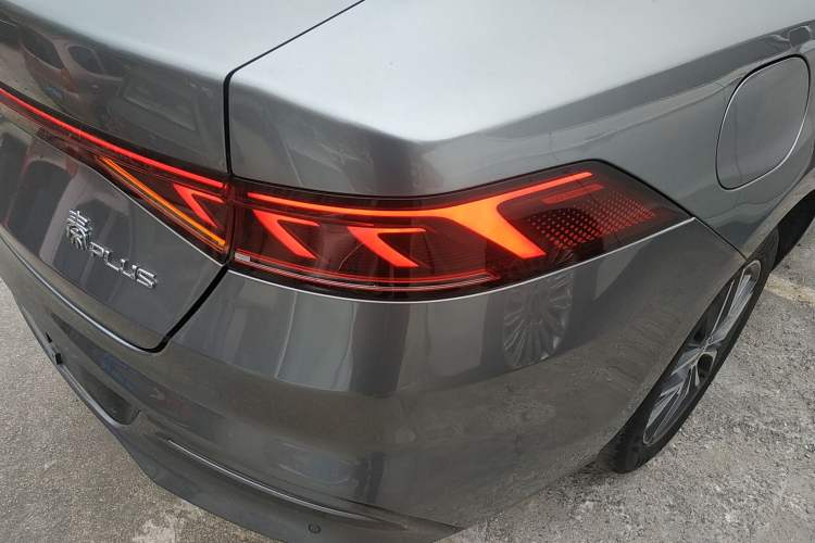 Used BYD Qin PLUS 2021 EV 400KM Luxury Model