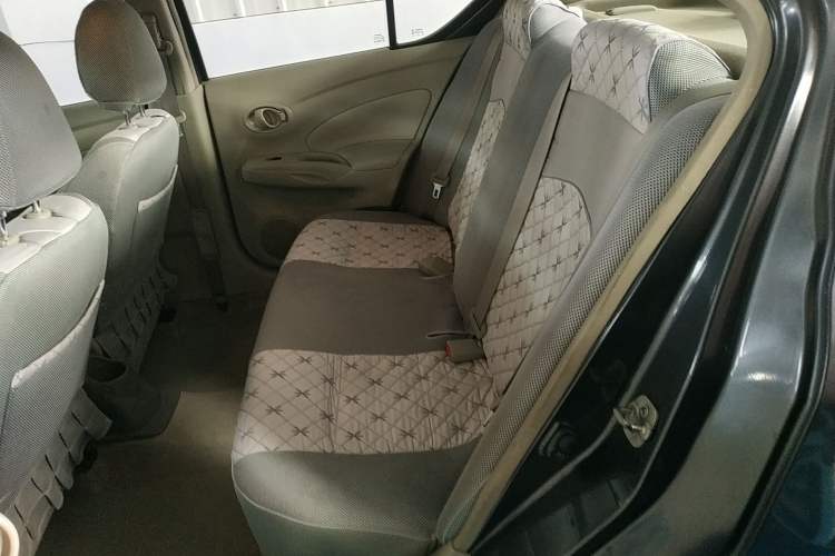 Used Nissan Sunny 2014 1.5XE Manual Comfort Edition