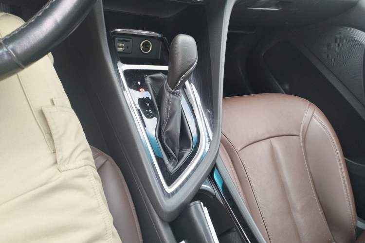 Used Buick GL6 2018 18T 6-Seater Prestige Model
