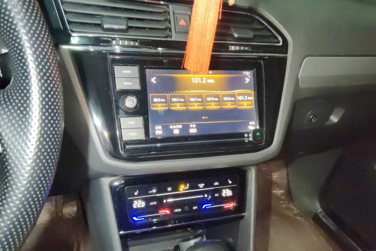 Used Volkswagen Tiguan L 2019 330TSI Automatic Two-Wheel Drive Panoramic Comfort Edition China VI Standard
