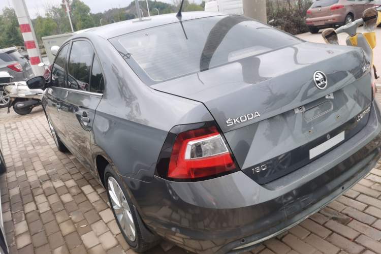 Used Skoda Rapid 2018 1.6L Automatic Comfort Edition