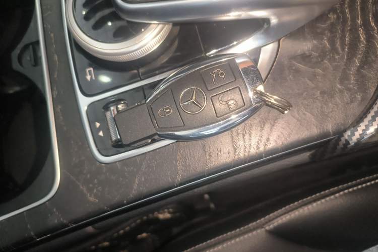 Used Mercedes-Benz C-Class 2015 Restyled C 180 L Sport Edition
