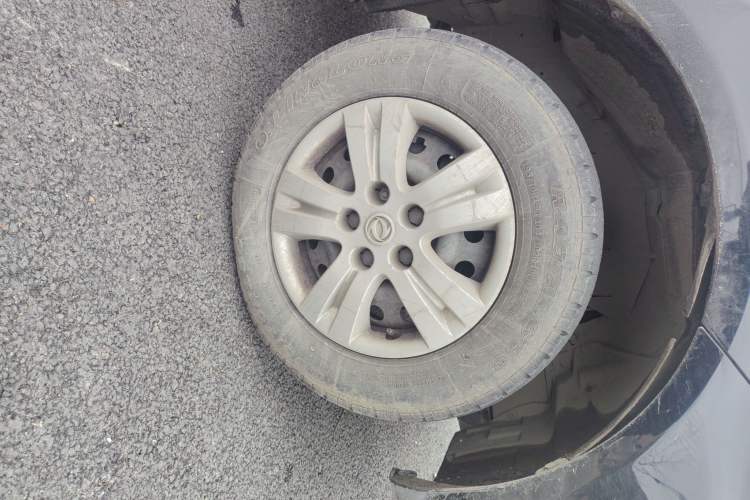 Used FORTHING Lingzhi 2019 M5L 1.6L 7-Seater Base Model China VI Standard