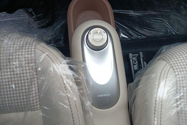 Used Wuling Hongguang MINIEV 2025 Four-Door Version Advanced Edition