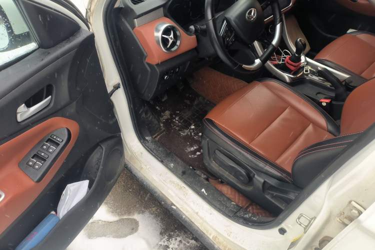 Used HYOSOW S3 2016 S3L 1.5L Manual Prestige Edition
