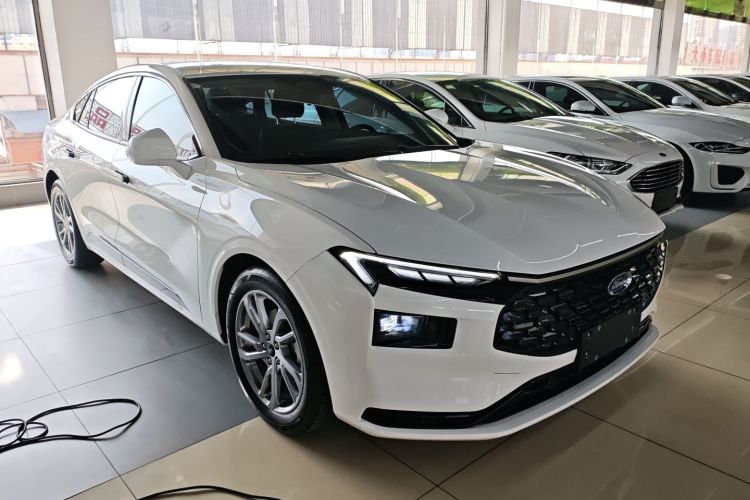 Used Ford Mondeo 2023 EcoBoost 180 Luxury Model
