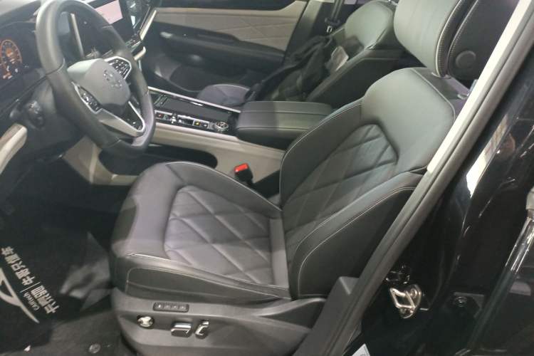 Used Volkswagen Teramont 2024 380TSI Four-Wheel Drive Longxiang Edition
