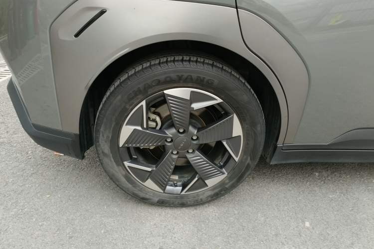 Used AION Y 2022 70 Intelligent Edition Lithium Iron Phosphate
