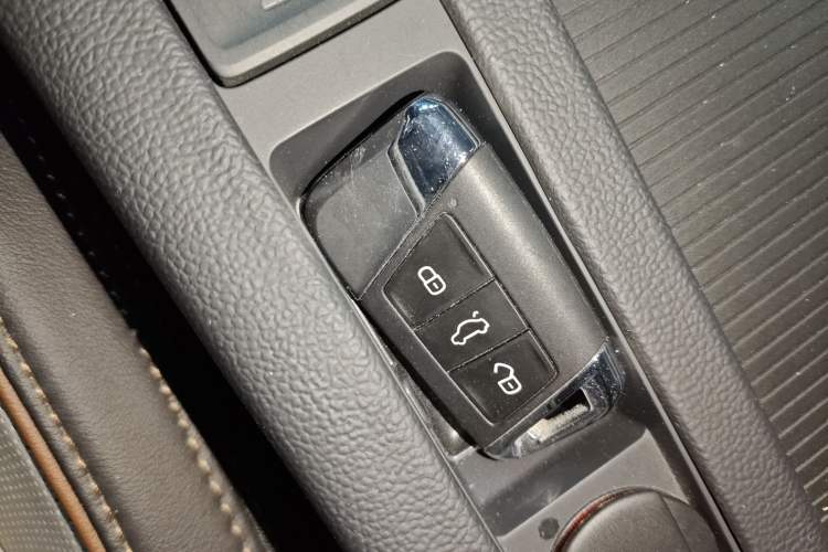 Used Volkswagen Magotan 2023 2 Million Units Commemorative Edition 330TSI DSG Luxury Version