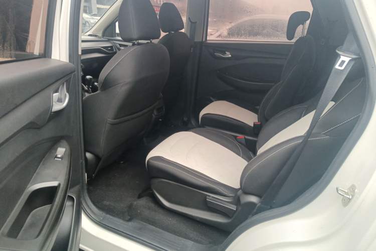 Used Wuling Hongguang S3 2018 1.5L Manual Standard Version China V Standard
