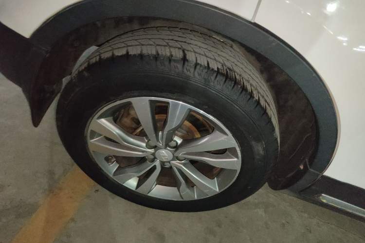 Used Geely Auto Emgrand X7 Sport 2016 1.8TD Automatic ZhiZun Version
