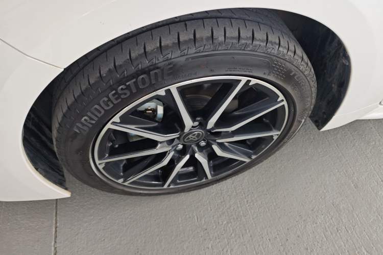 Used Toyota Levin 2023 Smart Electric Hybrid Dual-Engine 1.8L Sport Edition
