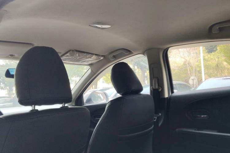 Used Honda Vezel 2015 1.5L CVT two-wheel drive Comfort trim
