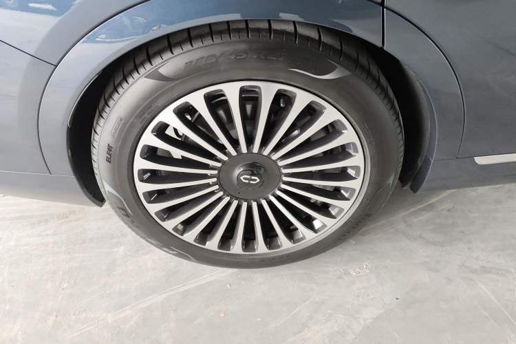 Used Hima AITO M9 2024 Range-Extended Ultra Version 42 kWh 6-Seater Model
