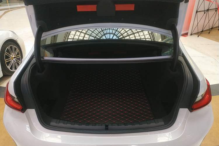 Used BMW 3 Series 2023 325Li M Sport Package
