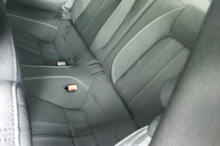 Used Ford Mustang 2019 2.3T Automatic Hardtop Base Version U.S. Specification
