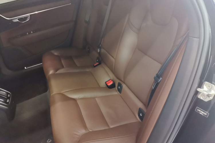 Used Volvo S90 2022 B5 Zhiyuan Luxury Edition