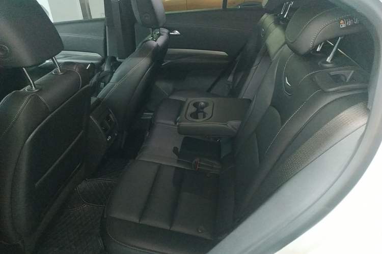 Used Cadillac XT4 2021 28T Two-Wheel Drive Luxury Version