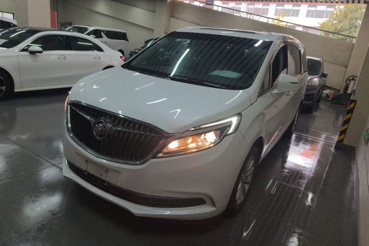 Used Buick GL8 2017 ES 28T Comfort Model China V Standard