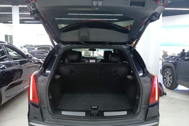 Used Cadillac XT5 2022 2.0T Two-Wheel Drive Luxury Version
