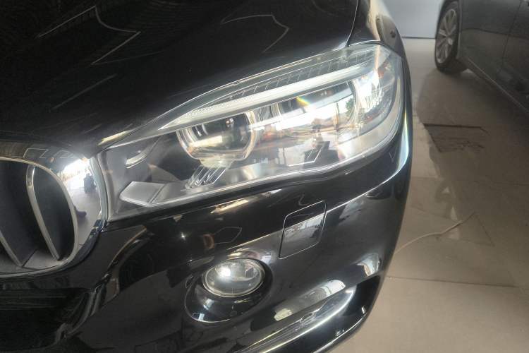 Used BMW X5 2018 xDrive28i
