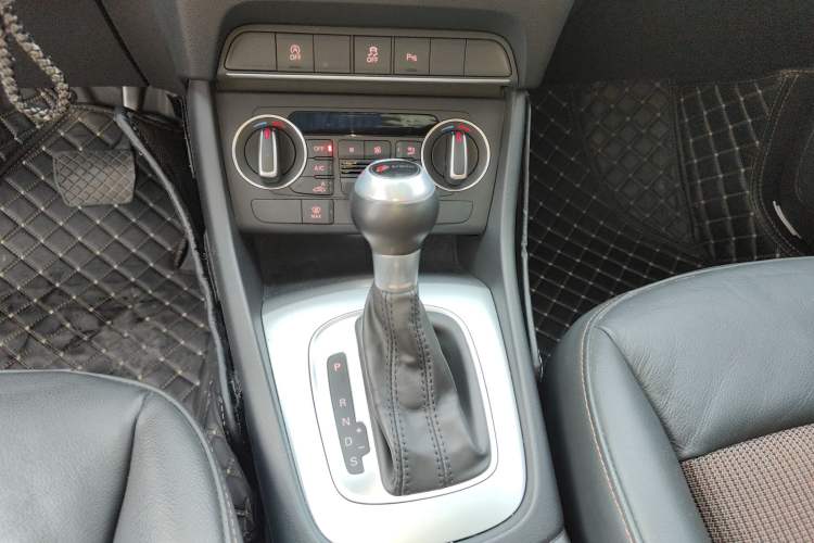 Used Audi Q3 2018 30th Anniversary Edition 30 TFSI Fashion Model
