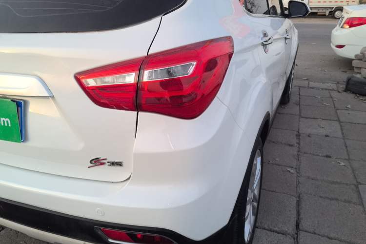 Used Changan CS35 2017 1.6L Manual Luxury Model
