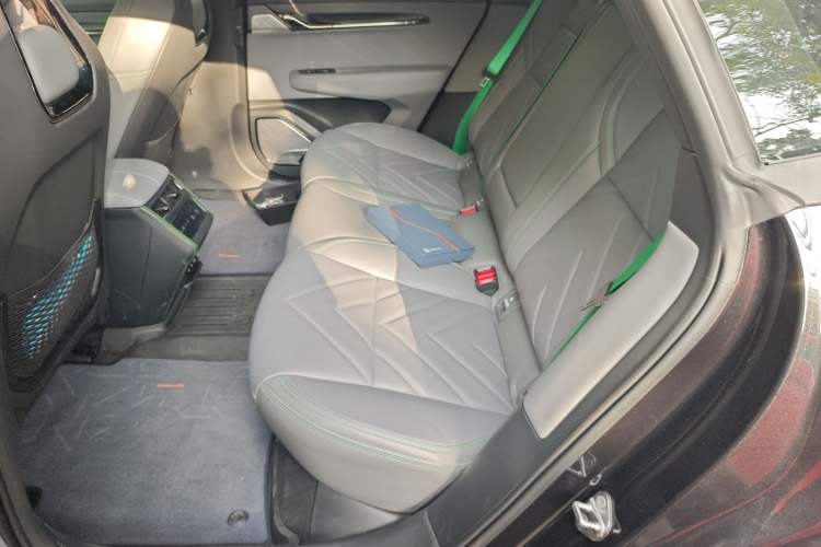 Used Zeekr 001 2022 Ultra-Long Range Dual-Motor ME Version
