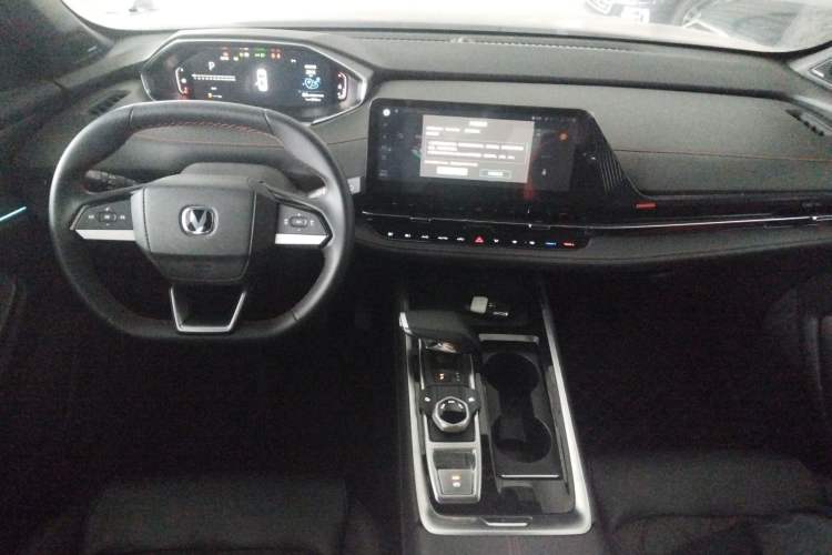 Used Changan CS55PLUS 2024 3rd Generation 1.5T DCT Prestige Model
