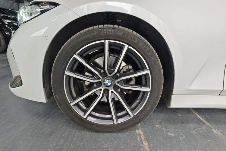 Used BMW 3 Series 2023 325Li xDrive M Sport Package