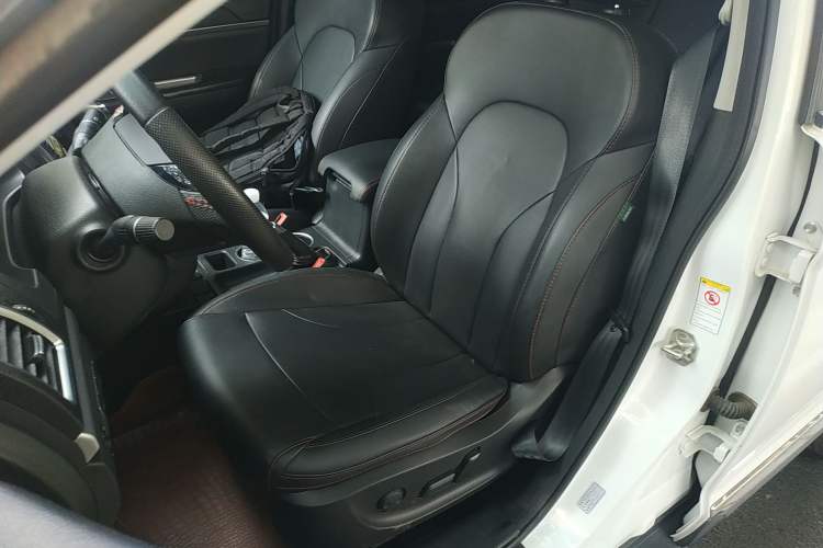 Used Haval H6 2017 Restyled Red-Label Sport Version 1.5T Automatic Two-Wheel Drive Luxury Trim
