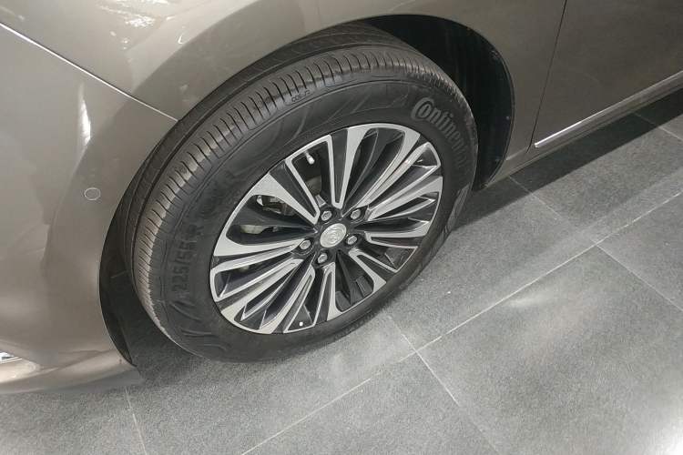 Used Buick GL8 2020 ES Land Cruiser 653T Flagship Model
