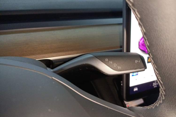 Used Tesla Model Y 2021 Standard Range Rear-Wheel Drive Version