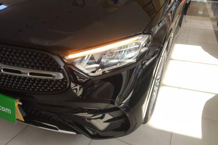 Used Mercedes-Benz GLC 2024 Refreshed GLC 300 L 4MATIC Dynamic Version 5 Seats
