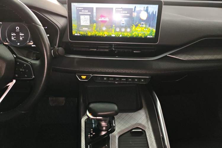 Used Geely Auto Preface 2021 2.0TD Luxury Version
