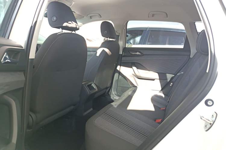 Used Volkswagen Tharu 2021 280TSI Two-Wheel Drive Trend Edition