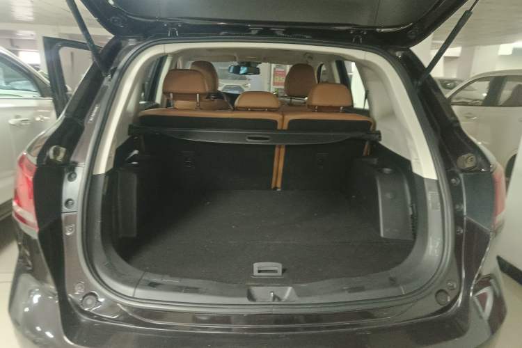 Used BORGWARD BX7 2016 28T Two-Wheel Drive Luxury Version 5 Seats
