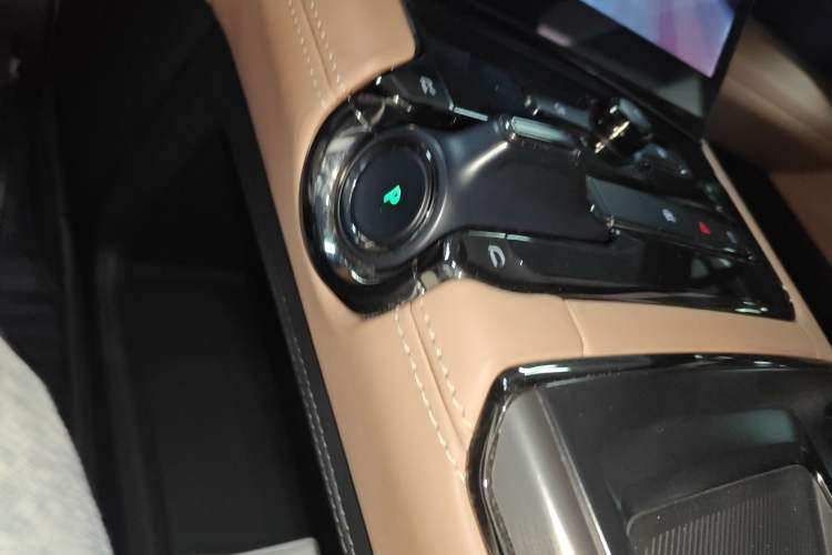 Used Nio ES8 2020 415 km Signature Edition 6-Seater Version
