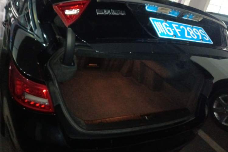 Used Geely Auto Emgrand GT 2015 1.8T Flagship Model
