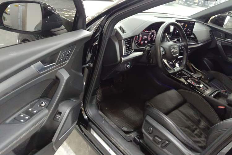 Used Audi Q5L 2022 45T Luxury Dynamic Model
