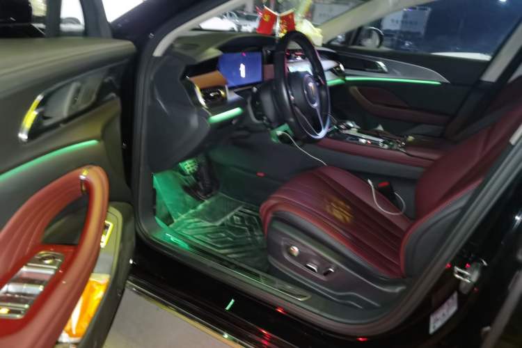 Used Hongqi H5 2024 2.0T Automatic Smart Connect Flagship Edition
