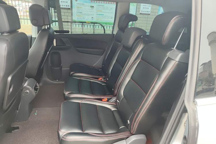 Used Volkswagen Sharan 2018 Revised Version 380TSI Comfort Edition 7-Seater
