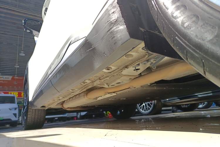 Used  L7 2023 1.5T 115 km Asian Games Phantom Edition
