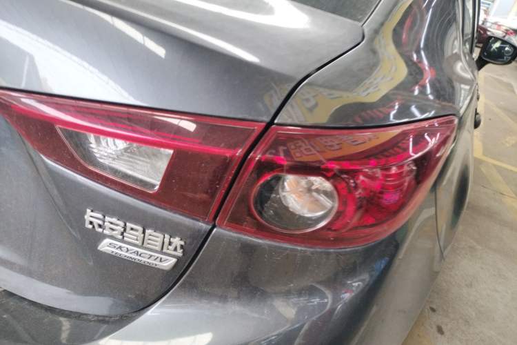 Used Mazda Mazda 3 Axela 2017 Sedan 1.5L Automatic Comfort Model Emission Standard China V
