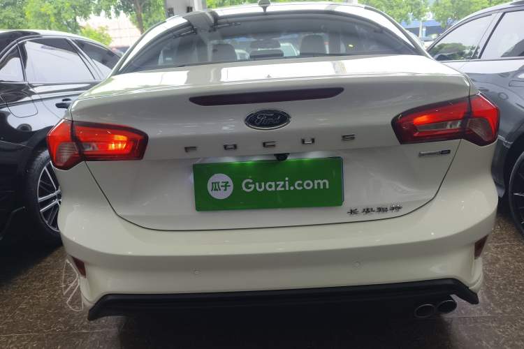 Used Ford Focus 2020 Sedan EcoBoost 180 Automatic Trend Edition
