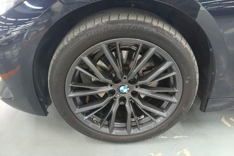 Used BMW 3 Series 2024 325i M Sport Night Edition Package
