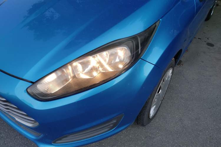 Used Ford Fiesta 2013 Sedan 1.5L Manual Fashion Edition